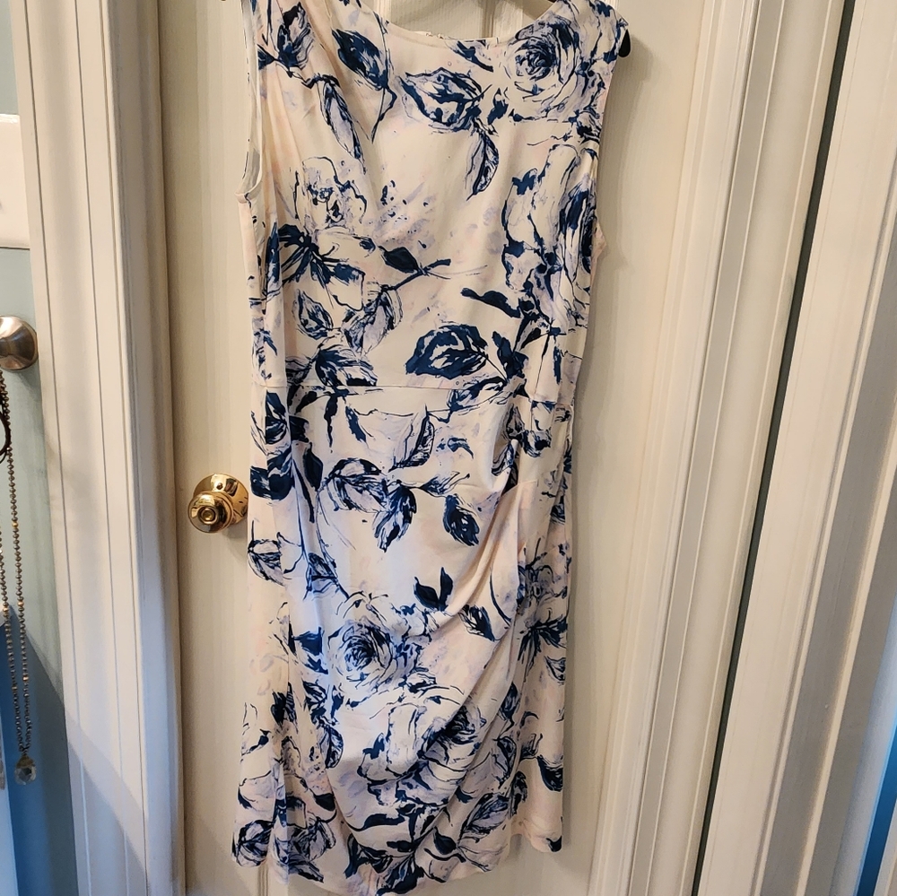 St. John Collection silk sheath, size 12